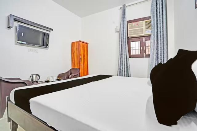 Hotel Rooftop Castle Noida Exterior foto